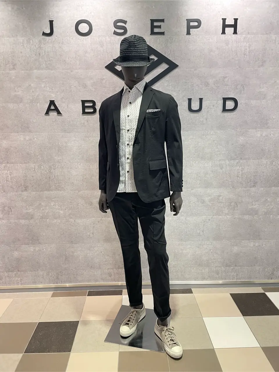  東　 コーディネート画像