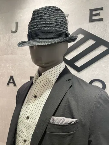 JOSEPH ABBOUD 東　 コーディネート画像