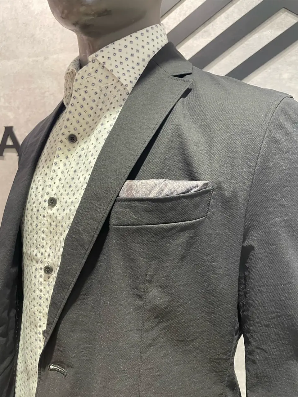 JOSEPH ABBOUD 東　 コーディネート画像