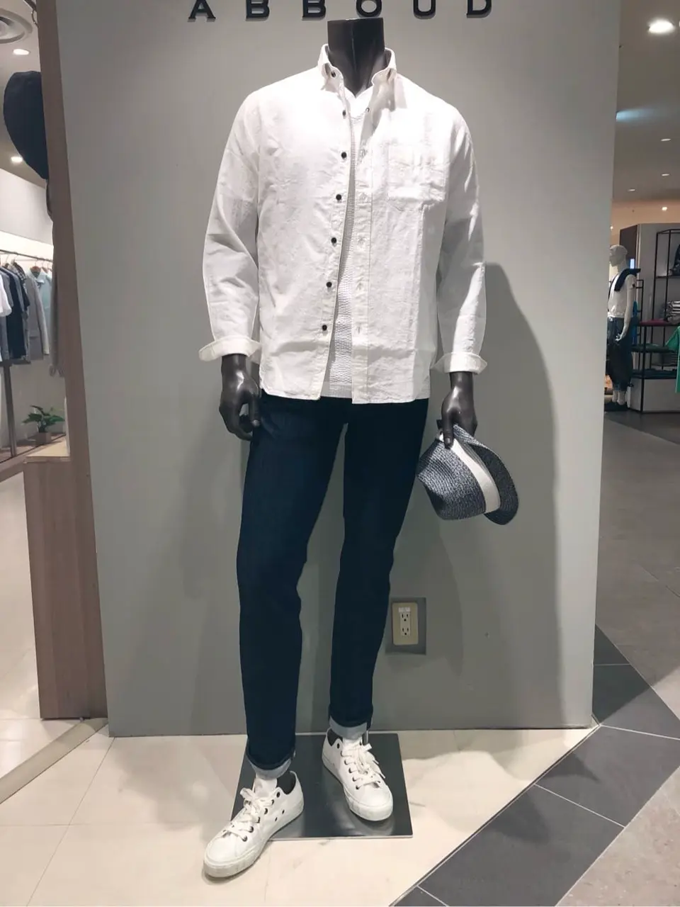 JOSEPH ABBOUD 川田 コーディネート画像