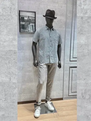 JOSEPH ABBOUD 二澤 コーディネート画像