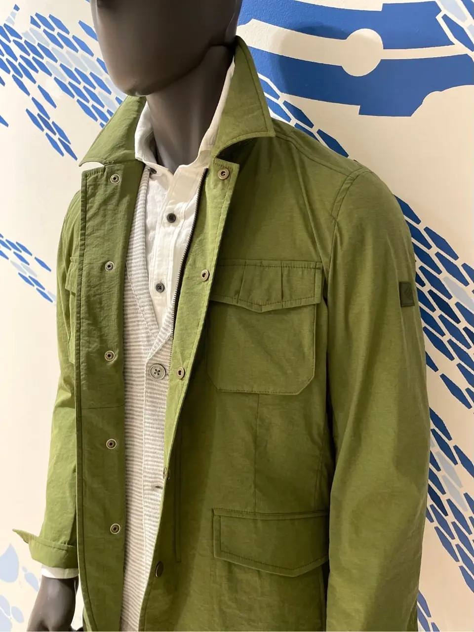 JOSEPH ABBOUD 金本 コーディネート画像