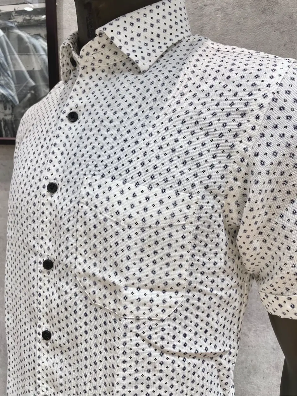 JOSEPH ABBOUD 二澤 コーディネート画像