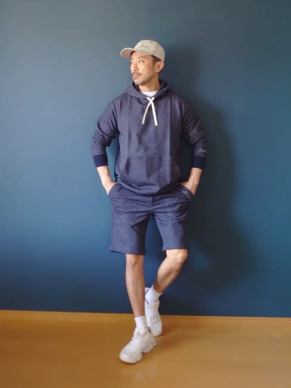 JOSEPH ABBOUD 安東 コーディネート画像