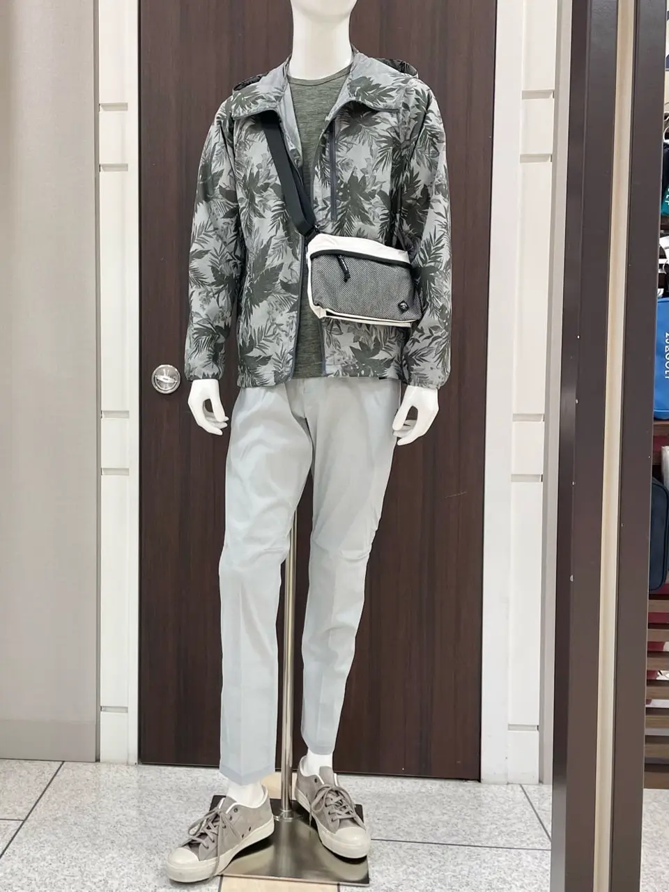 JOSEPH ABBOUD 松山 コーディネート画像