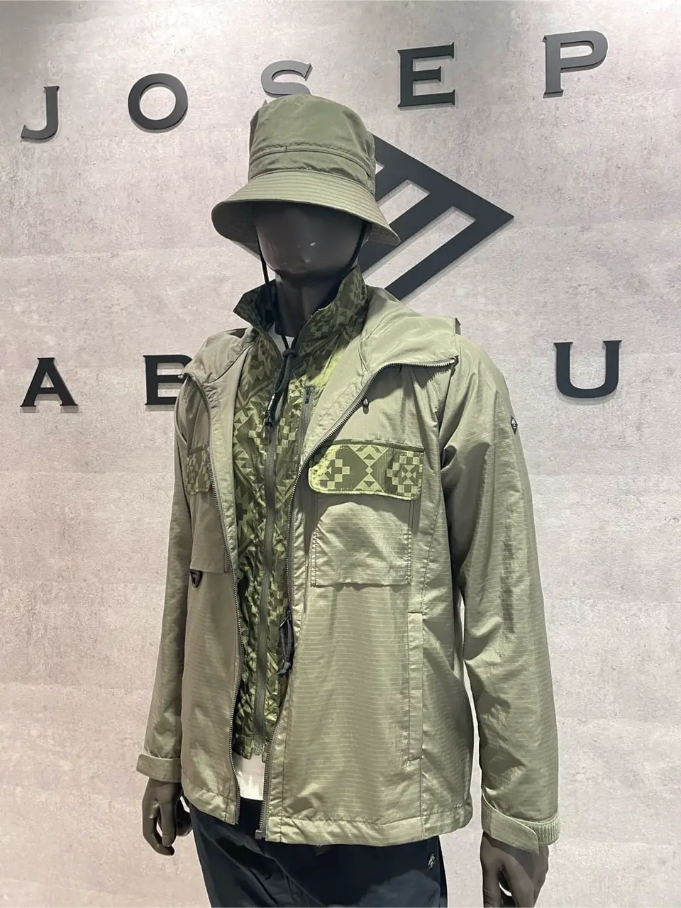 JOSEPH ABBOUD 東　 コーディネート画像