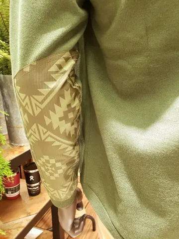 JOSEPH ABBOUD 中西 コーディネート画像