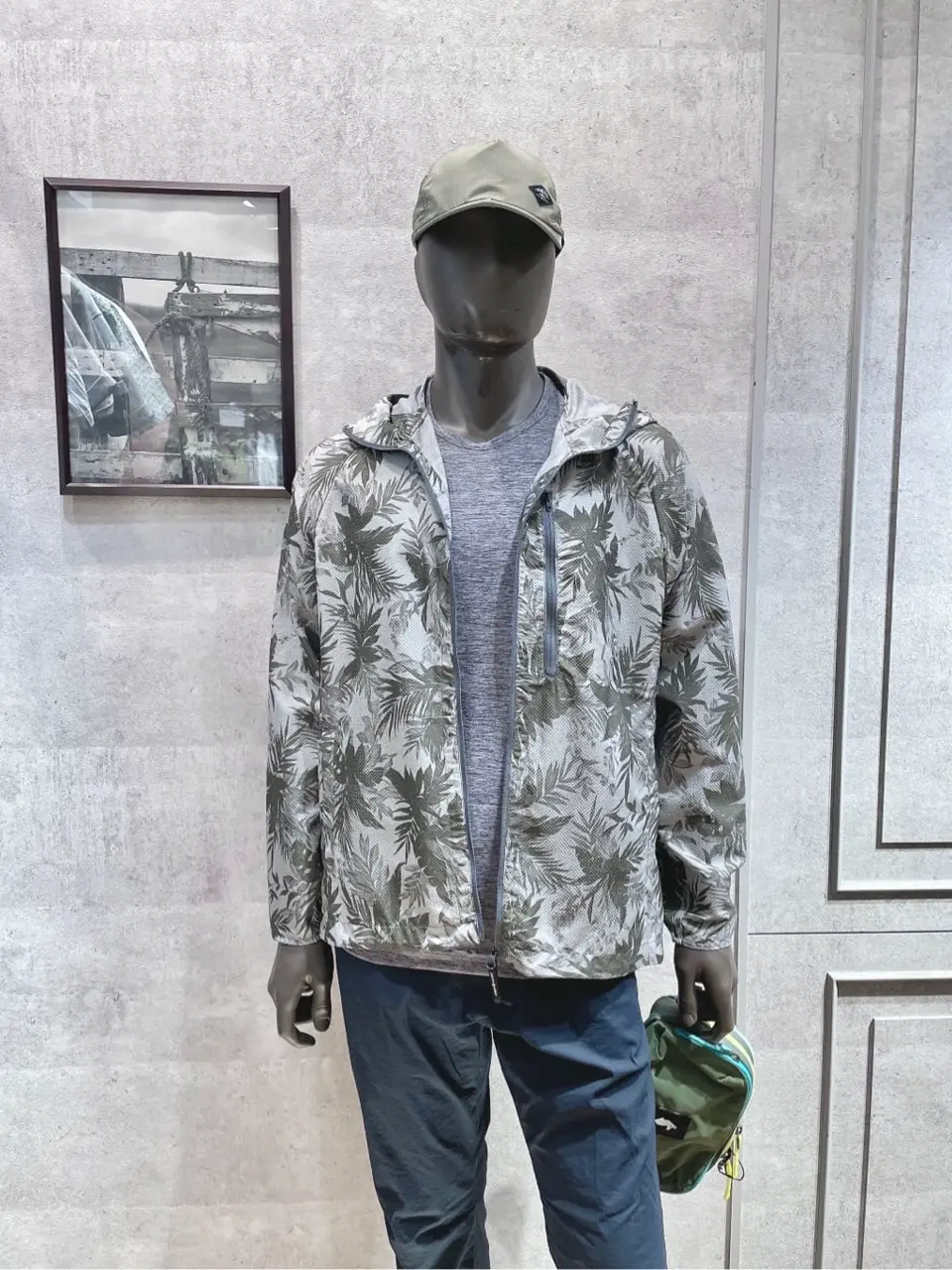 JOSEPH ABBOUD 二澤 コーディネート画像