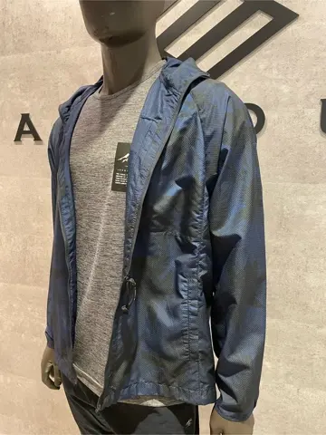 JOSEPH ABBOUD 東　 コーディネート画像