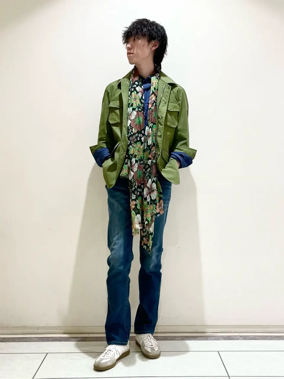 JOSEPH ABBOUD 近藤 コーディネート画像