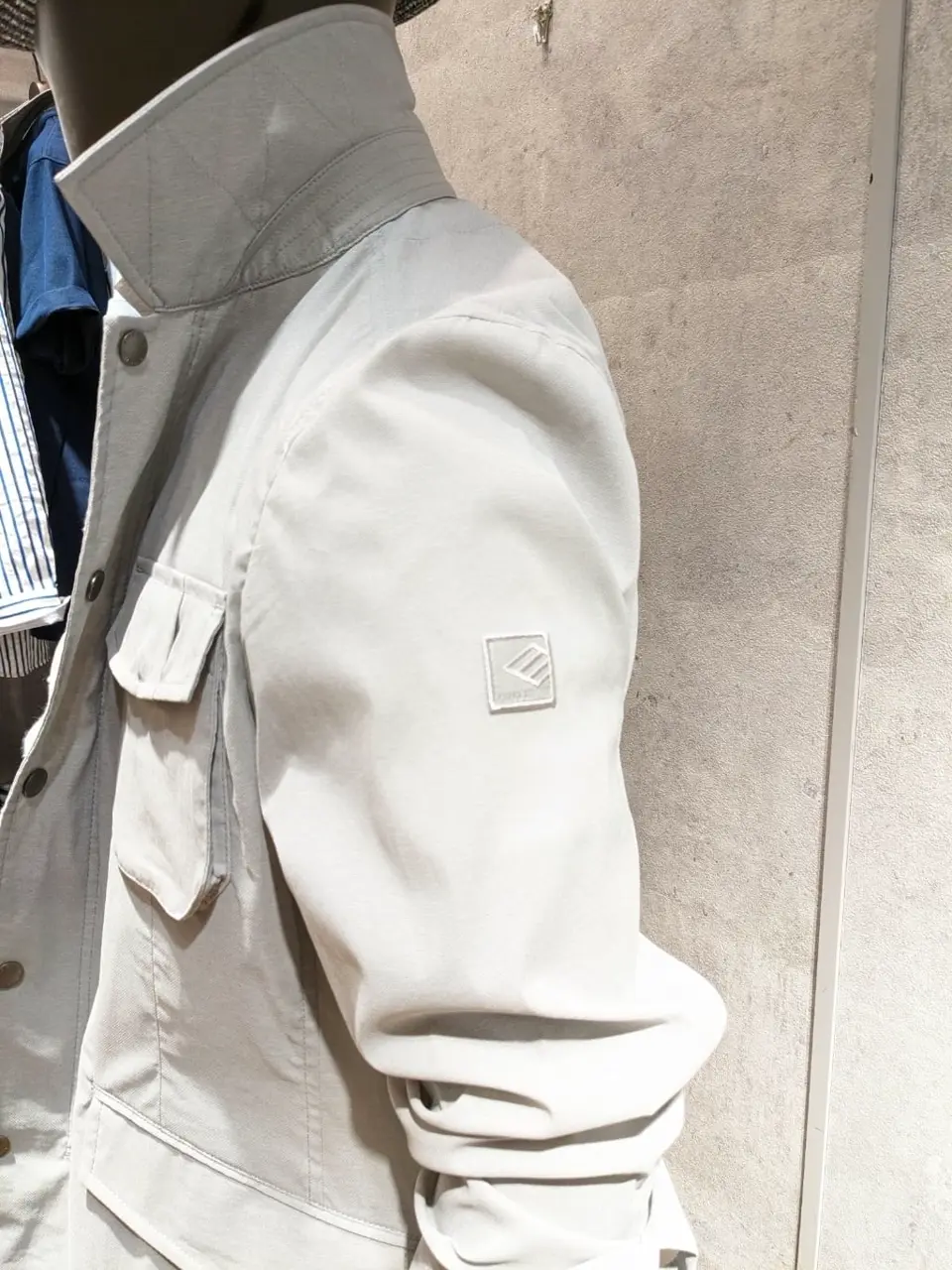 JOSEPH ABBOUD 大久 コーディネート画像