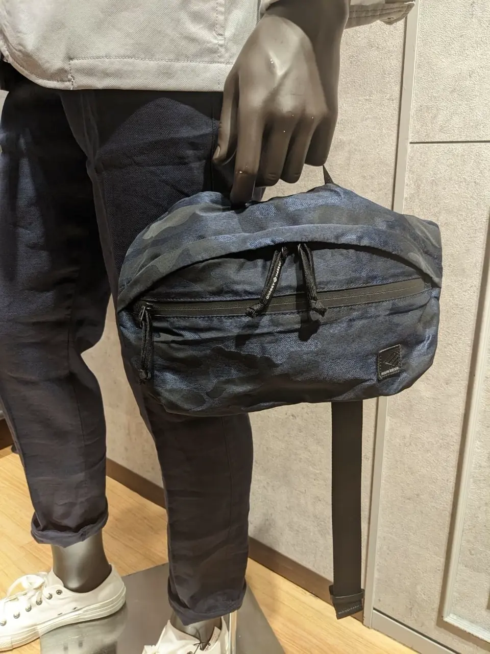 JOSEPH ABBOUD 大久 コーディネート画像