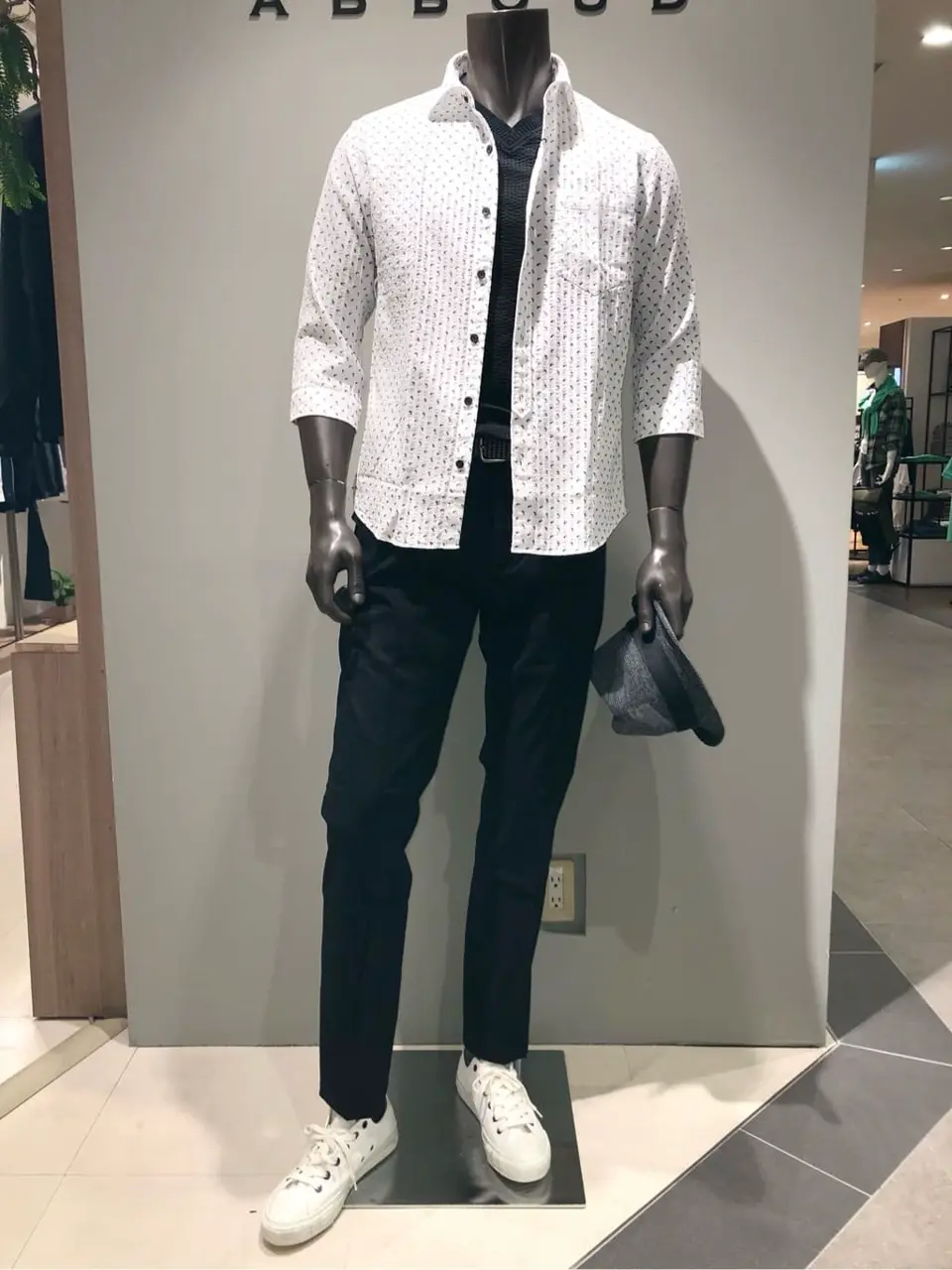 JOSEPH ABBOUD 川田 コーディネート画像