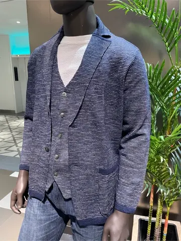 JOSEPH ABBOUD 渡辺あやこ コーディネート画像