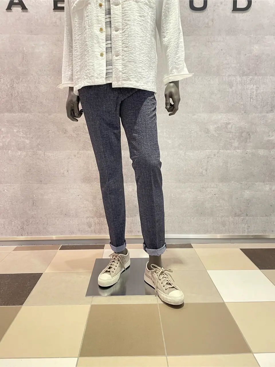 JOSEPH ABBOUD 東　 コーディネート画像