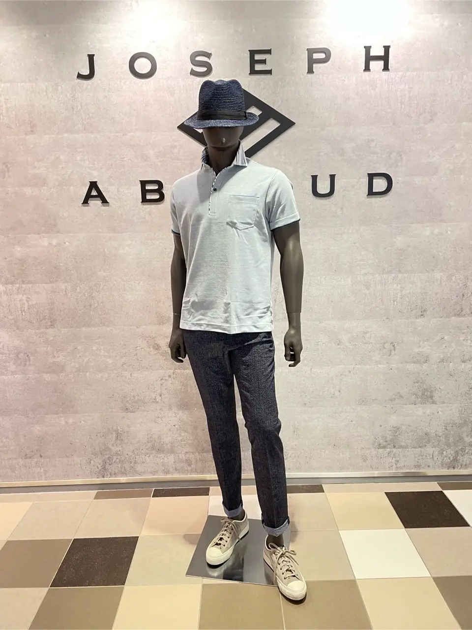  東　 コーディネート画像