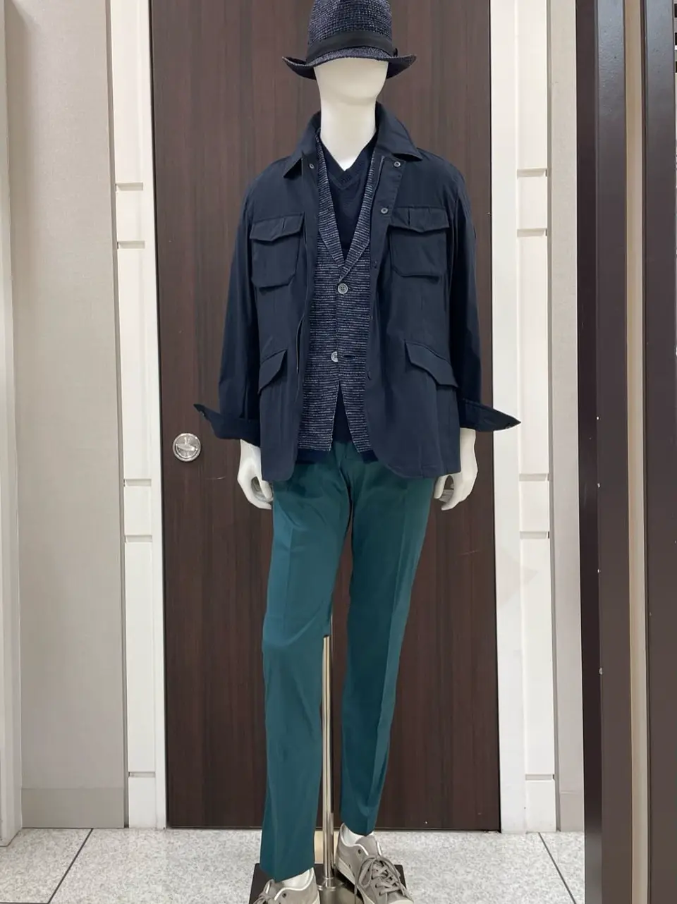 JOSEPH ABBOUD 松山 コーディネート画像