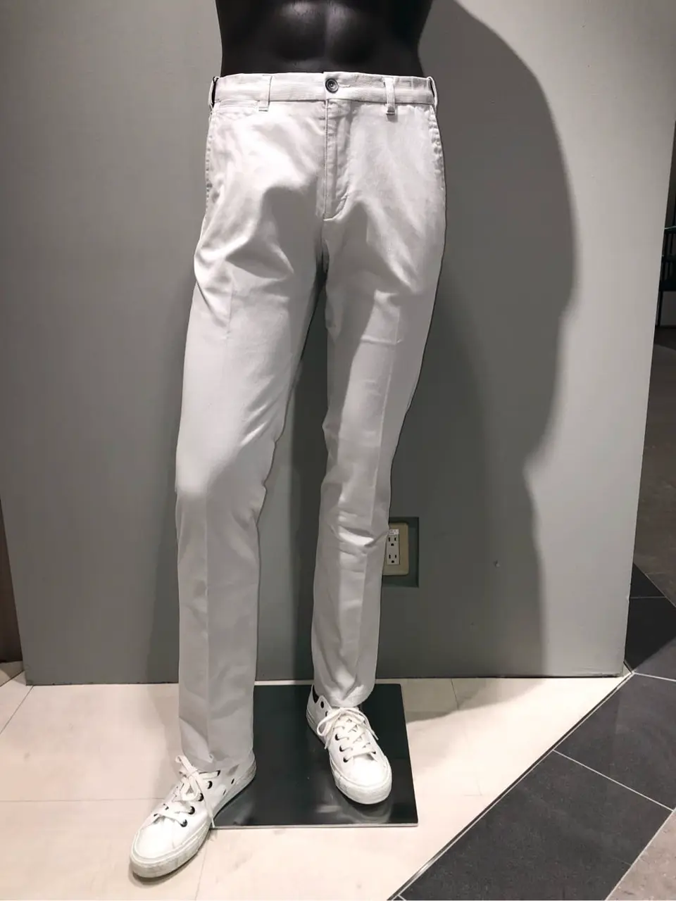 JOSEPH ABBOUD 川田 コーディネート画像