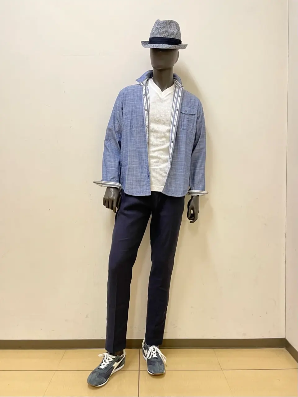 JOSEPH ABBOUD 金本 コーディネート画像