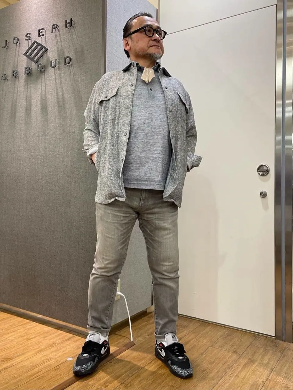 JOSEPH ABBOUD 辰見 コーディネート画像