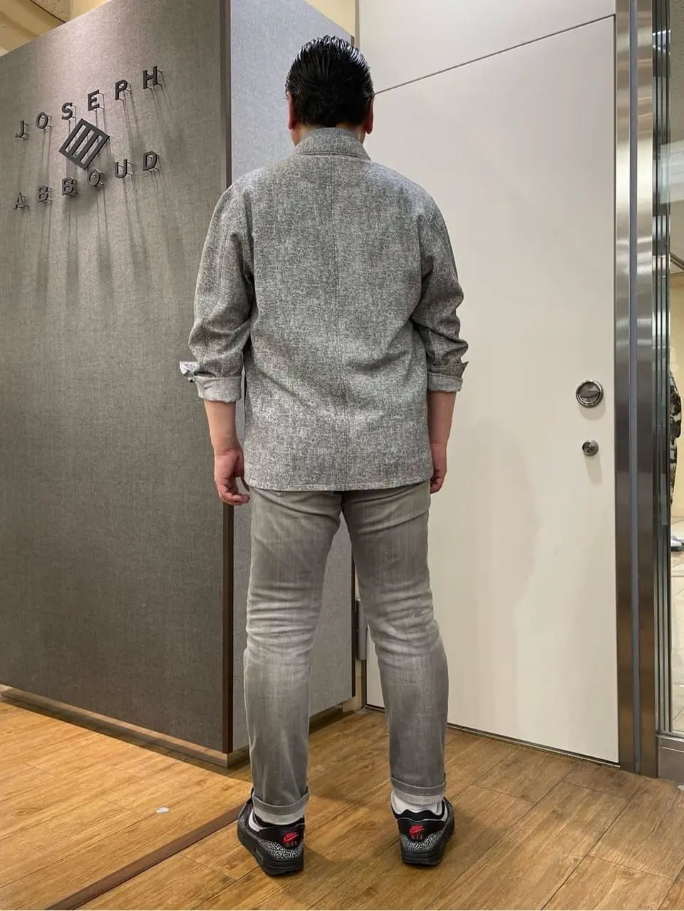 JOSEPH ABBOUD 辰見 コーディネート画像