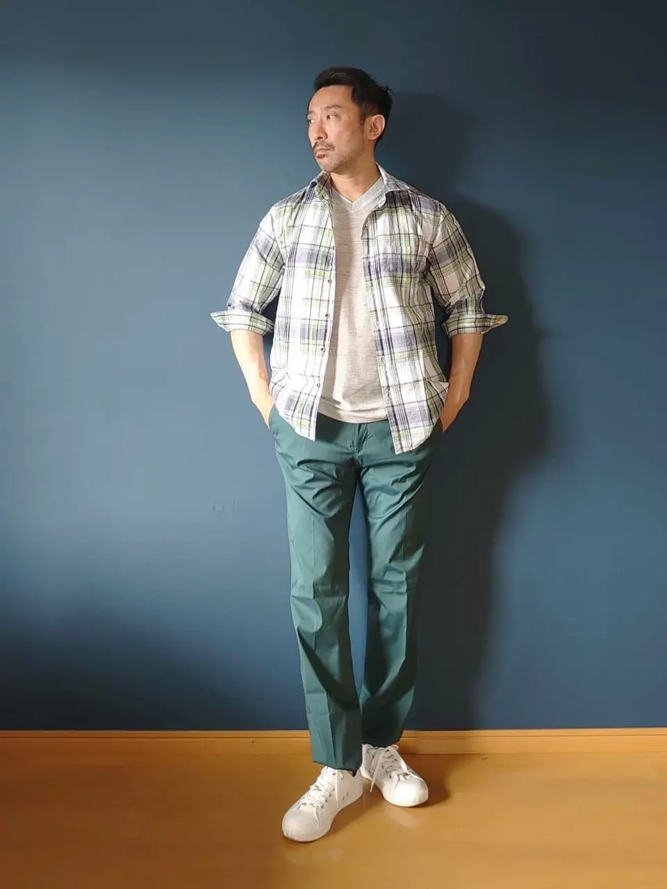 JOSEPH ABBOUD 安東 コーディネート画像