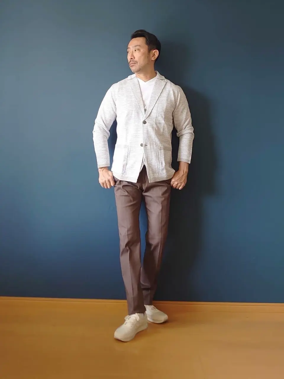 JOSEPH ABBOUD 安東 コーディネート画像