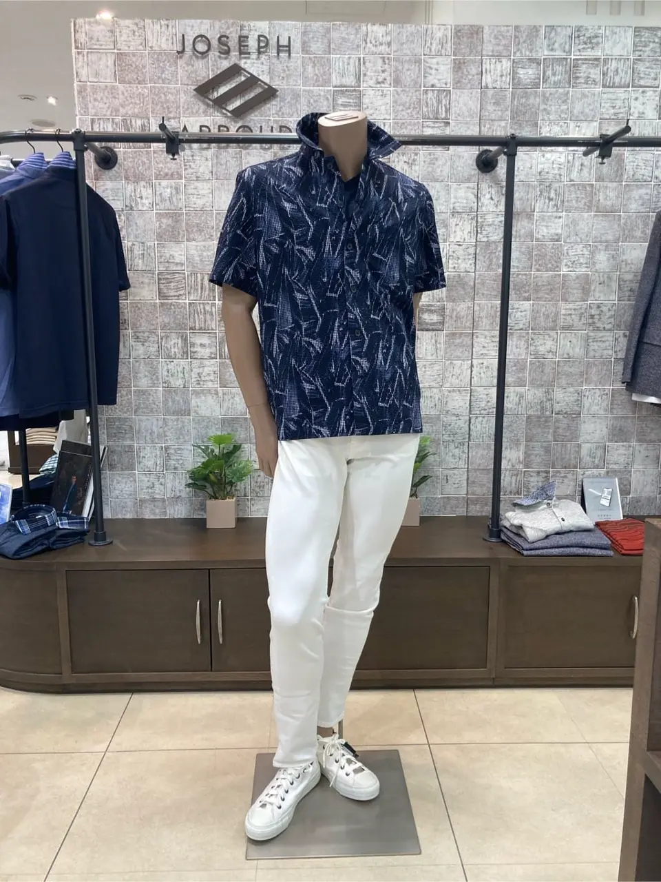  上田 コーディネート画像