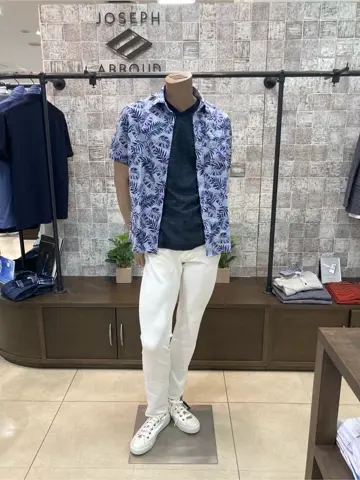 JOSEPH ABBOUD 上田 コーディネート画像