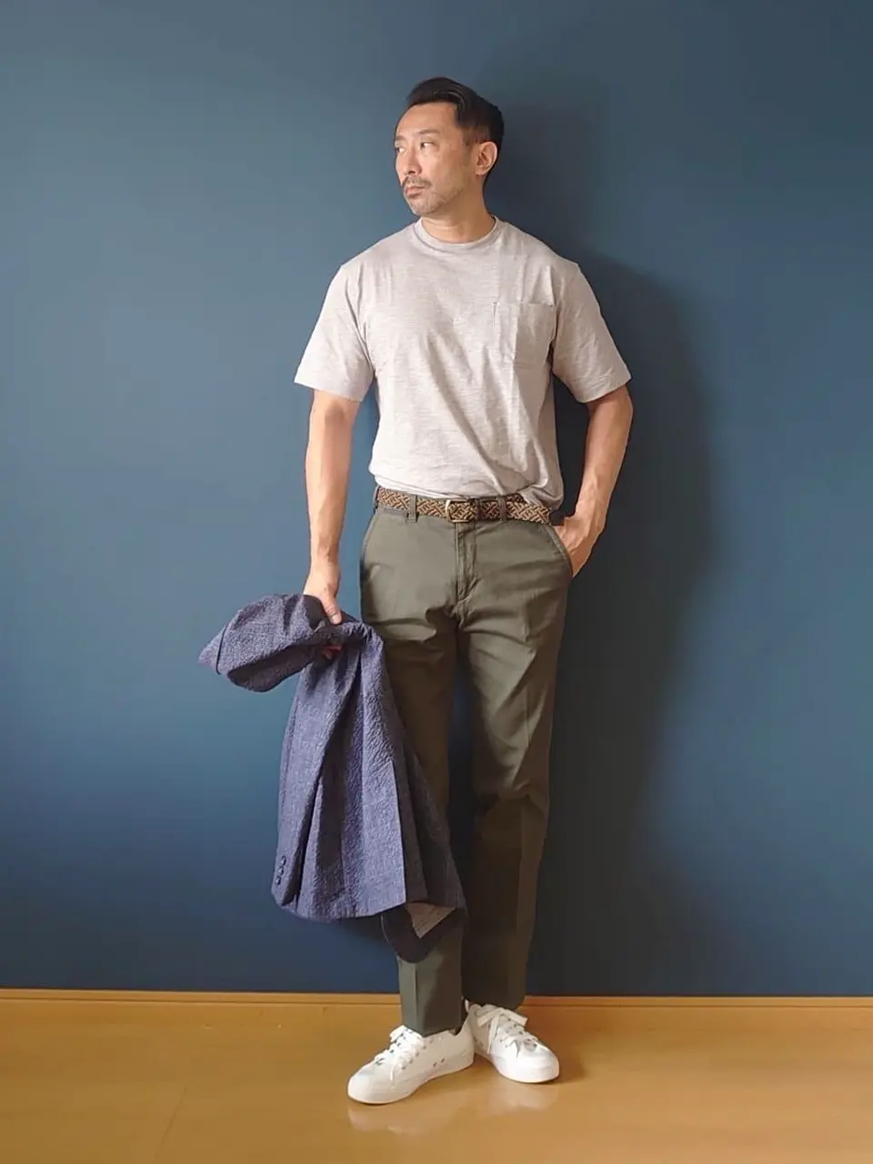 JOSEPH ABBOUD 安東 コーディネート画像