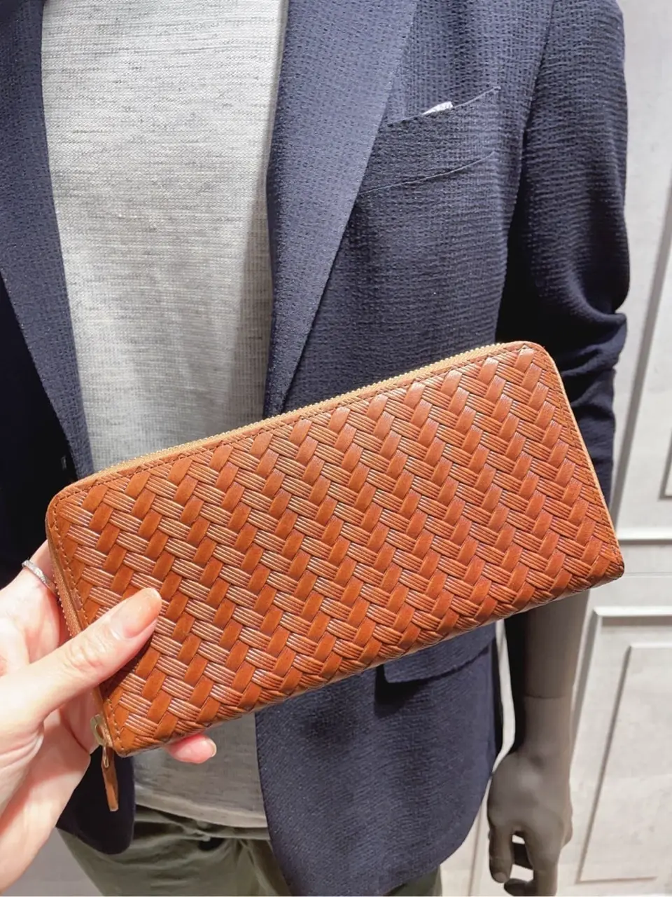 JOSEPH ABBOUD 二澤 コーディネート画像