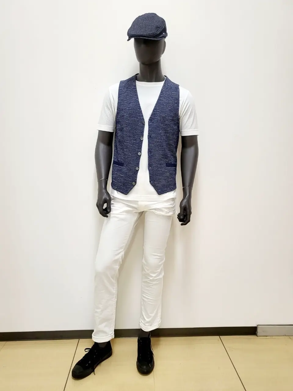  亀井 コーディネート画像