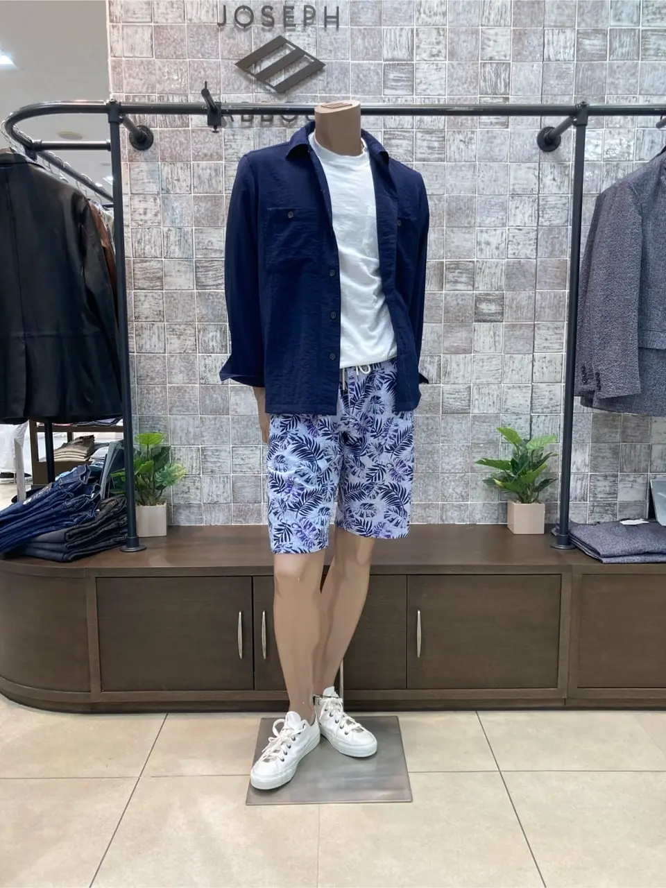  上田 コーディネート画像