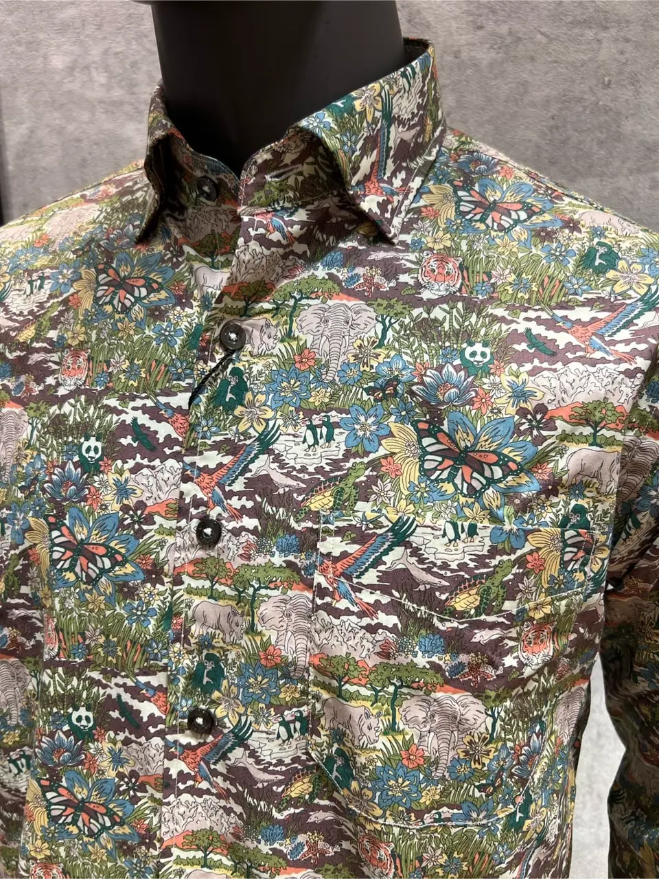 JOSEPH ABBOUD 上條 コーディネート画像