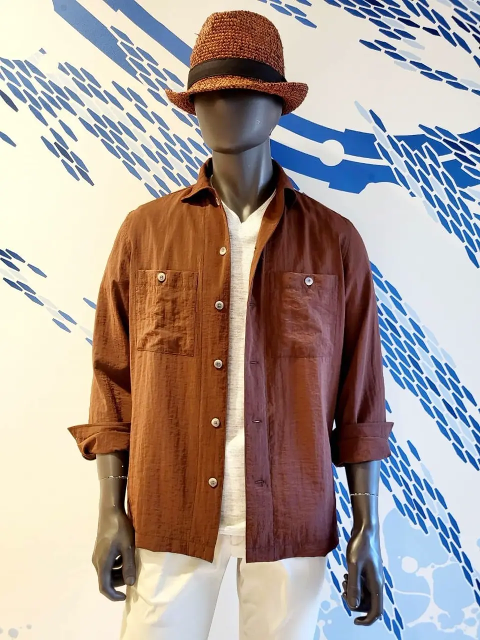 JOSEPH ABBOUD 亀井 コーディネート画像