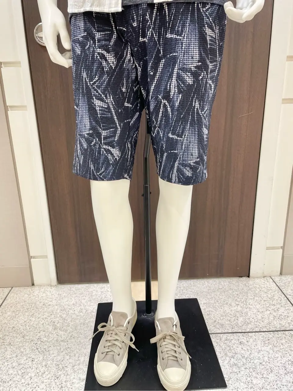 JOSEPH ABBOUD 松山 コーディネート画像