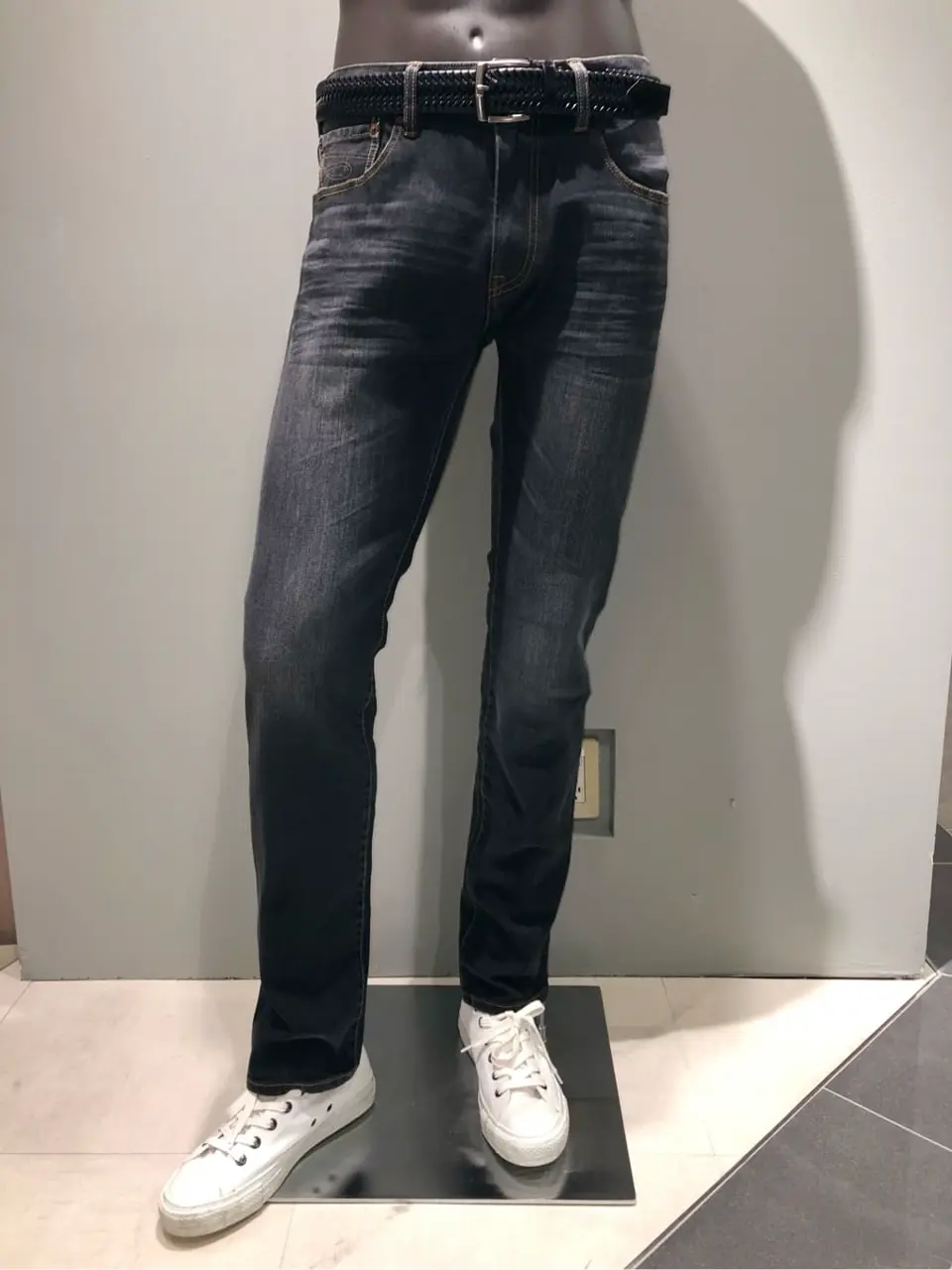 JOSEPH ABBOUD 川田 コーディネート画像