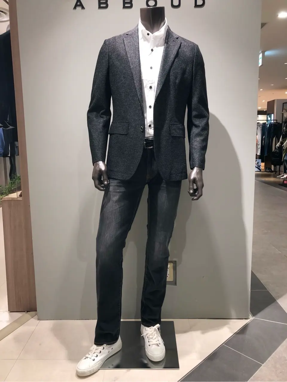 JOSEPH ABBOUD 川田 コーディネート画像