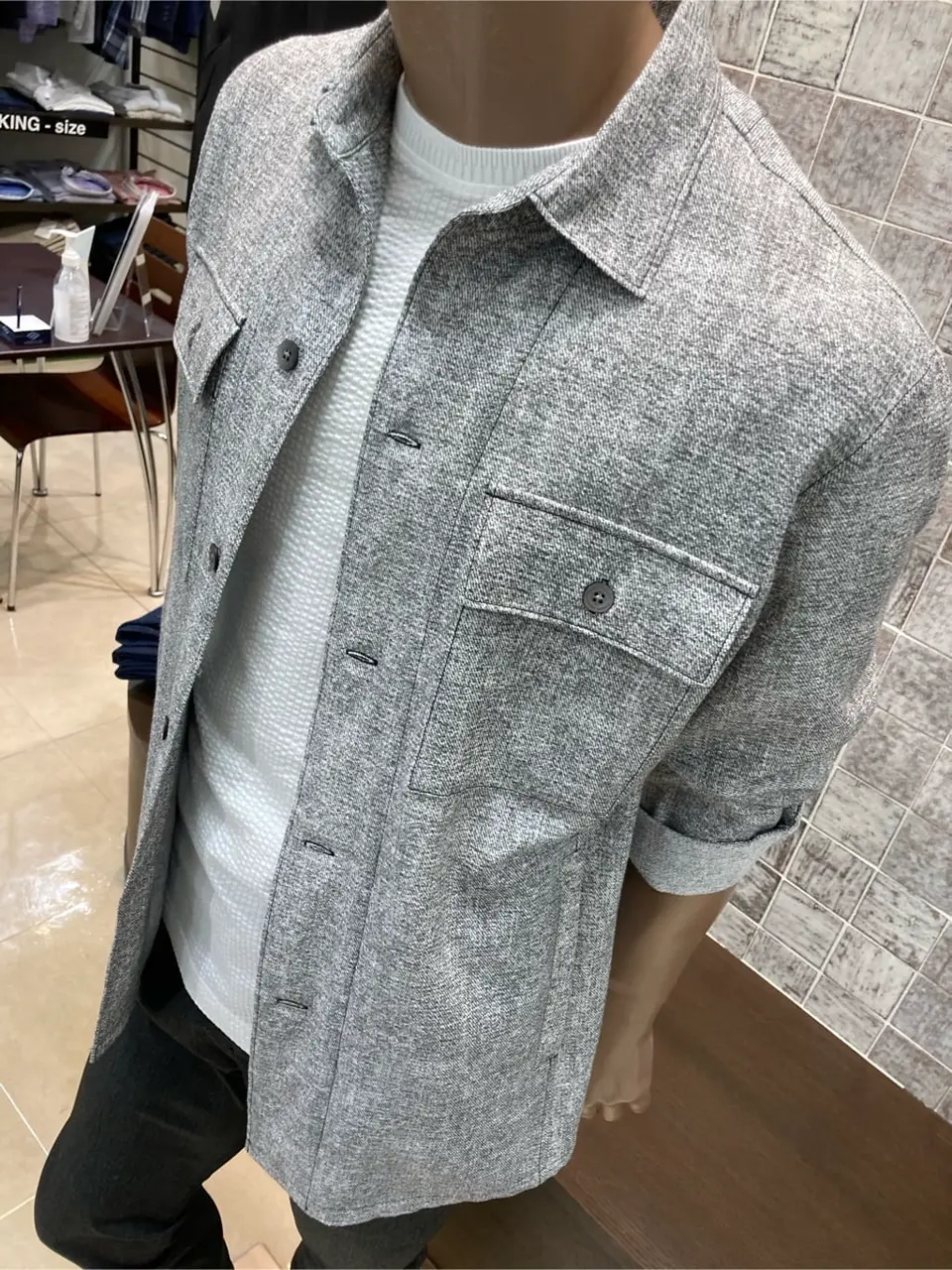 JOSEPH ABBOUD 上田 コーディネート画像