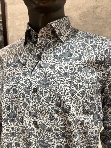 JOSEPH ABBOUD 上條 コーディネート画像