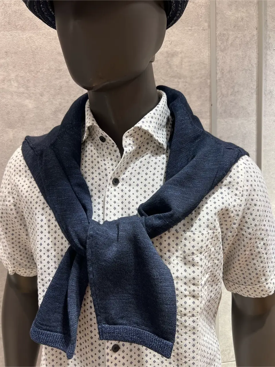 JOSEPH ABBOUD 上條 コーディネート画像