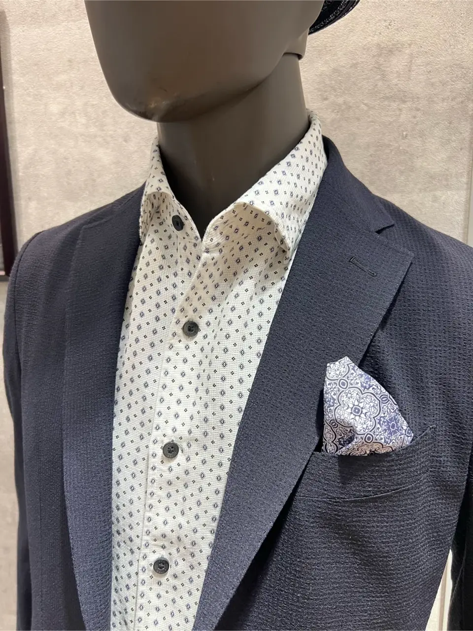 JOSEPH ABBOUD 上條 コーディネート画像