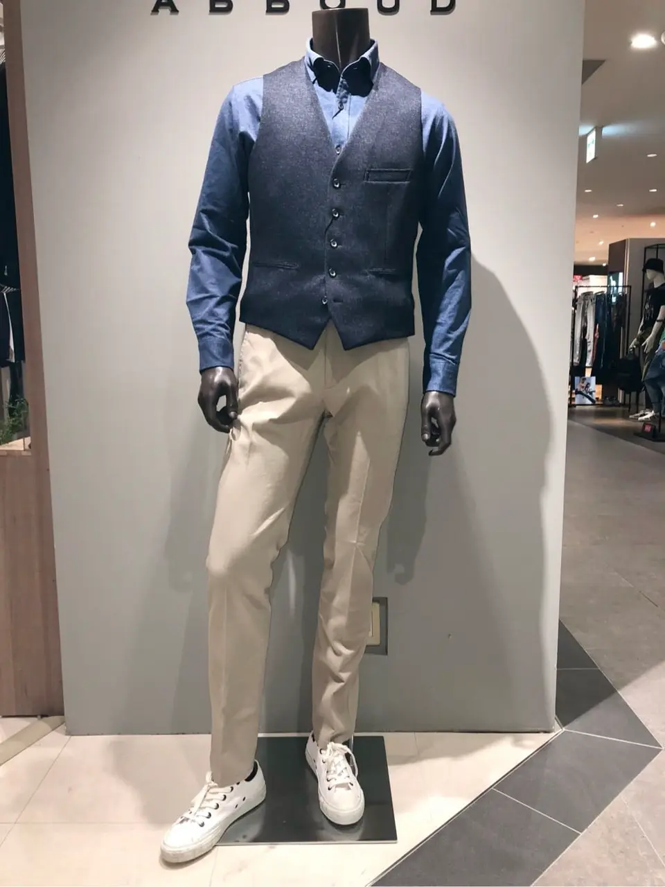 JOSEPH ABBOUD 川田 コーディネート画像