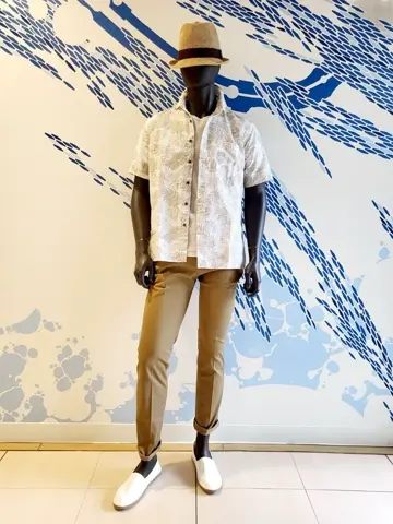 JOSEPH ABBOUD 亀井 コーディネート画像