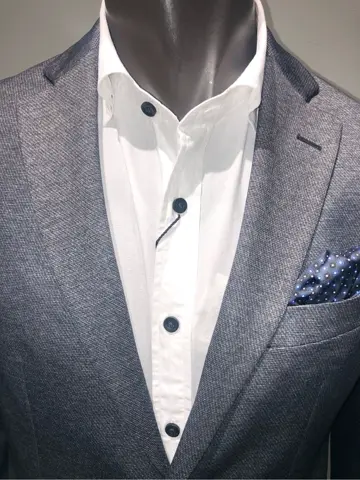 JOSEPH ABBOUD 川田 コーディネート画像