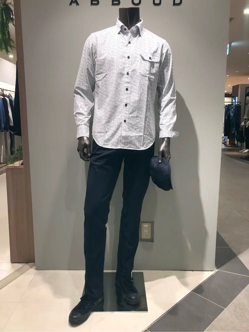 JOSEPH ABBOUD 川田 コーディネート画像