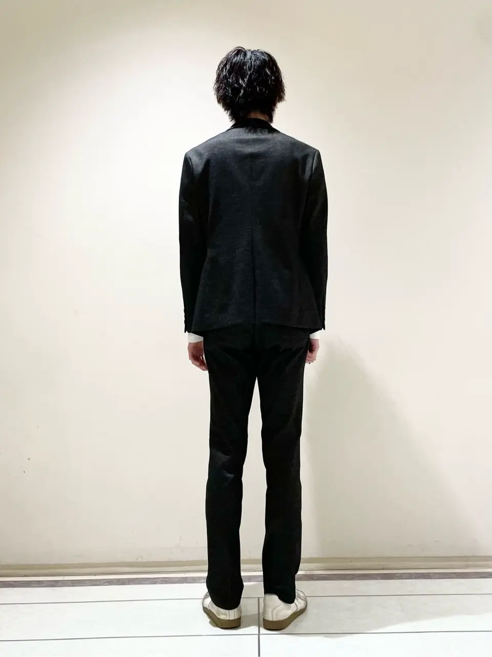 JOSEPH ABBOUD 近藤 コーディネート画像