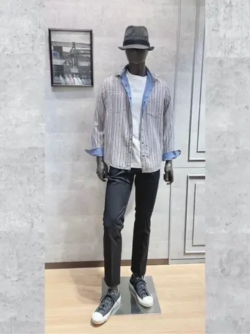 JOSEPH ABBOUD 二澤 コーディネート画像