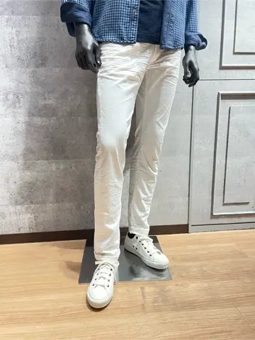 JOSEPH ABBOUD 東　 コーディネート画像