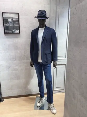 JOSEPH ABBOUD 東　 コーディネート画像